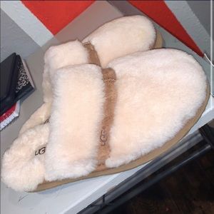 Ugg slippers
